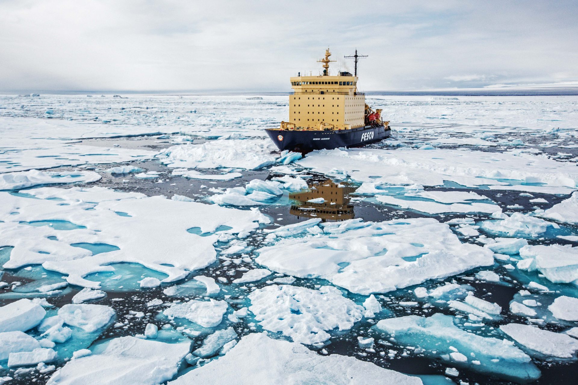 Kapitan Khlebnikov, quark expeditions, arctic travel