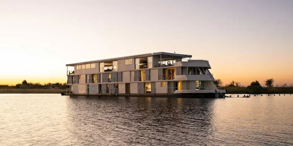 Zambezi Queen, zambezi river cruise, chobe river safari